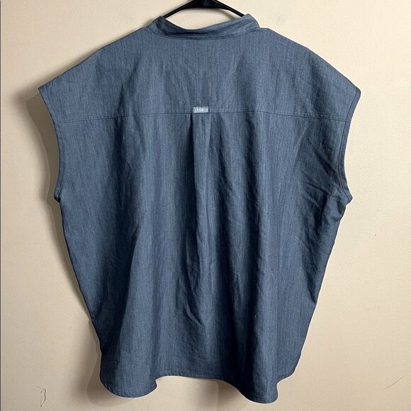 FIGS Women’s Size XXL Gray Graphite “Rafaela” Oversized Scrub Top WXXSW1003 - Picture 7 of 11